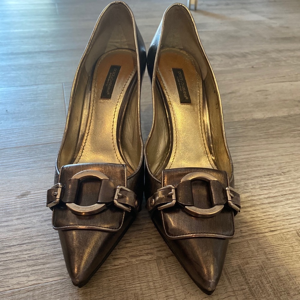 Dolce and Gabanna pumps
